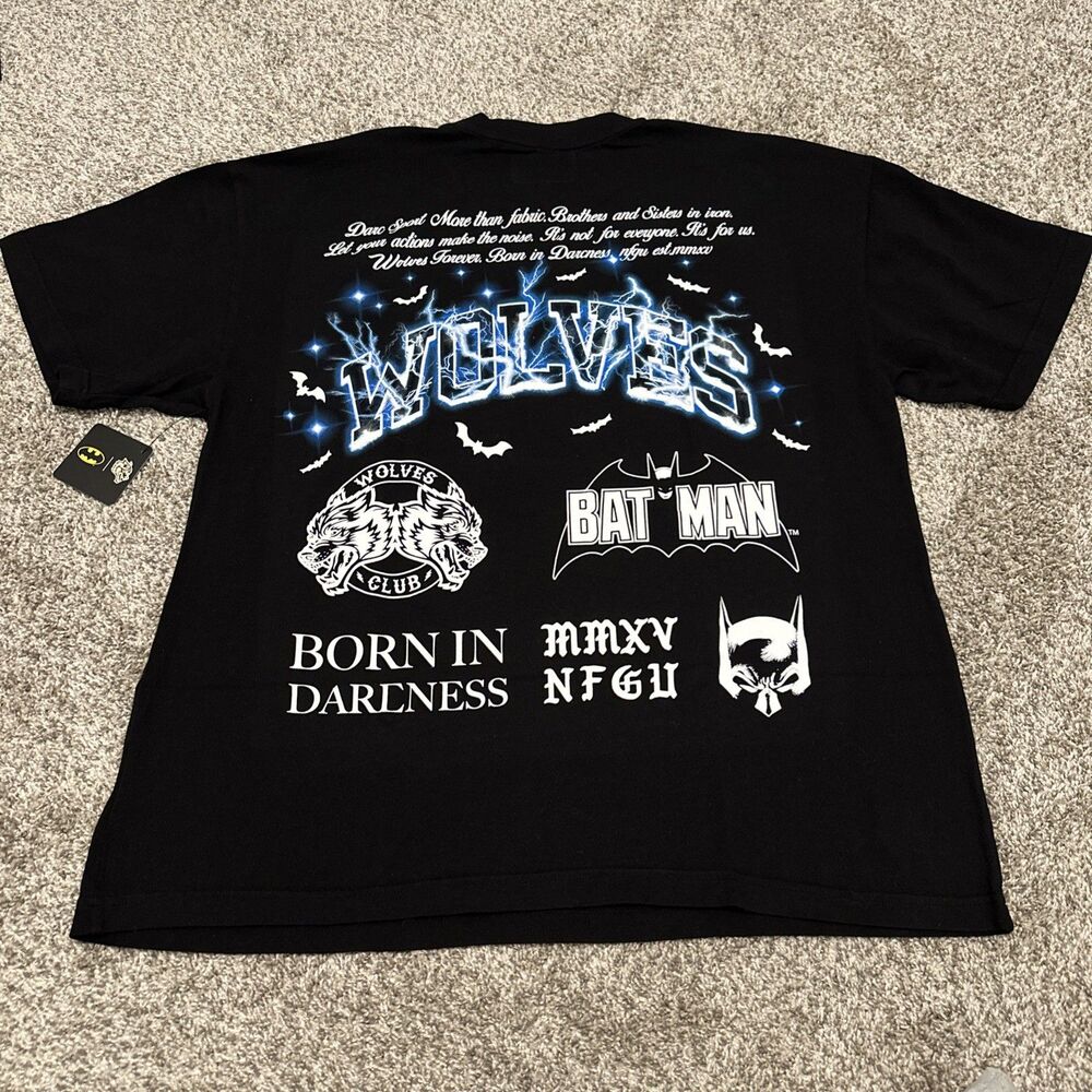 Darc Sport x Batman Wolves Black Graphic Premium T-Shirt Men’s Size Large NWT